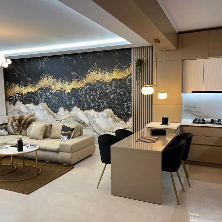 Sas 2 Luxury Apartments Мамая Экстерьер фото