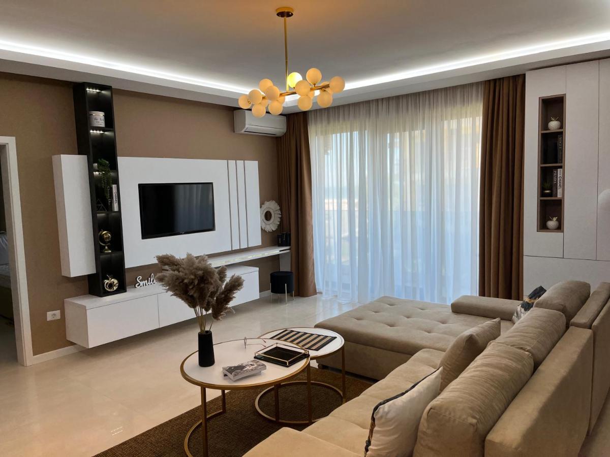Sas 2 Luxury Apartments Мамая Экстерьер фото