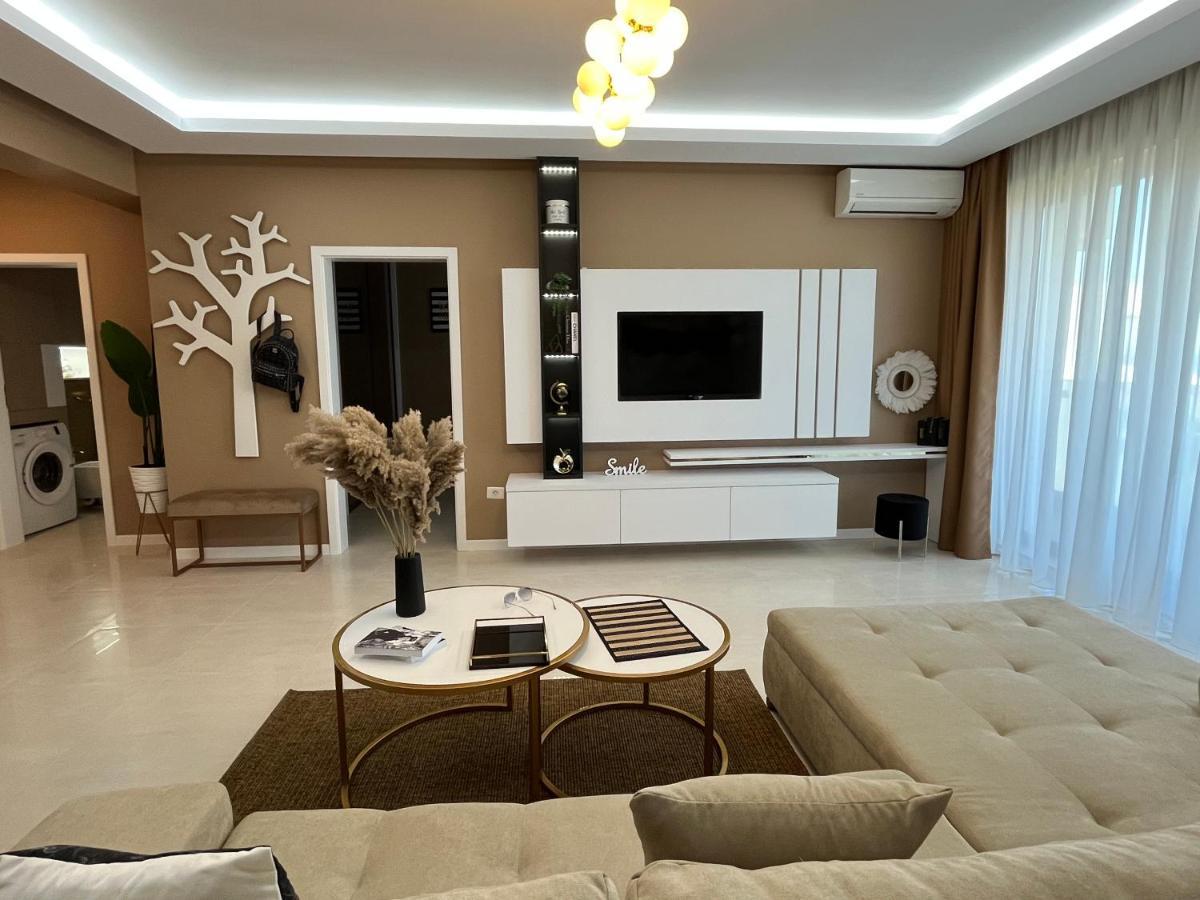Sas 2 Luxury Apartments Мамая Экстерьер фото