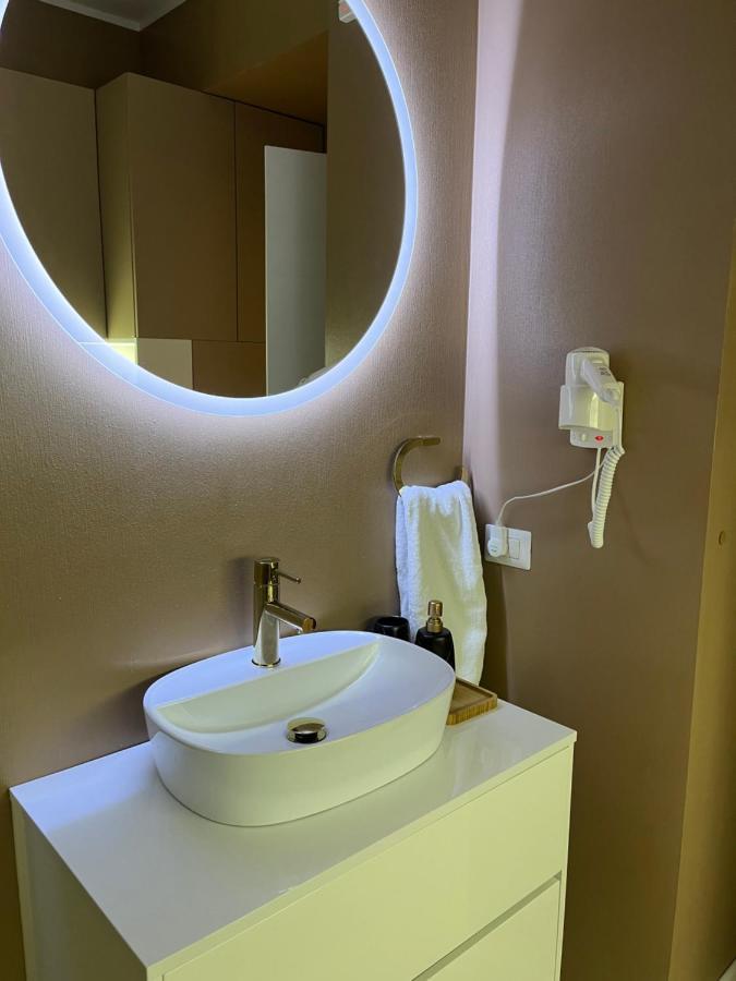Sas 2 Luxury Apartments Мамая Экстерьер фото
